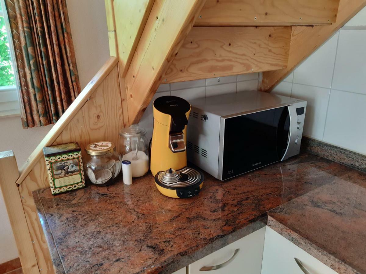 Zeeuws Huisje Colijnsplaat Luaran gambar